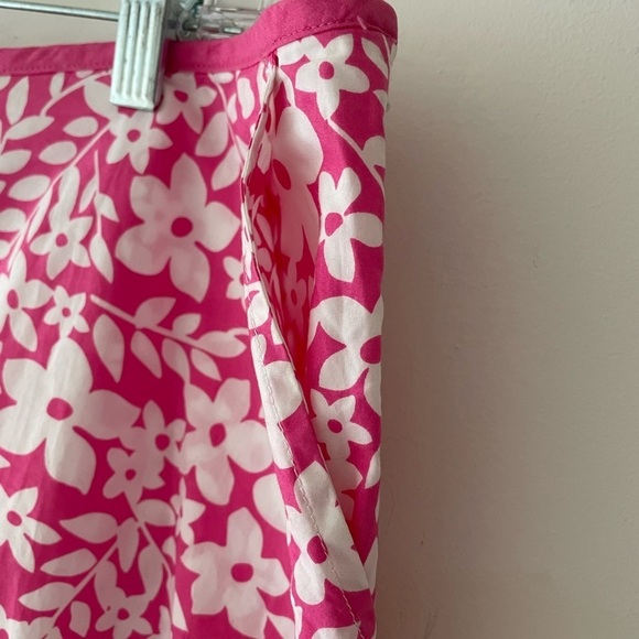L.L. Bean Pink Floral Skirt Side Pockets Size 20 - Picture 2 of 5